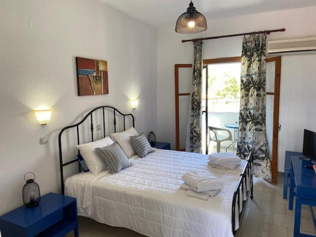Hotel Semeli - Adults Only